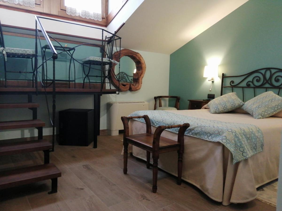 Hotel Rural & Puente Del Duraton 4*
